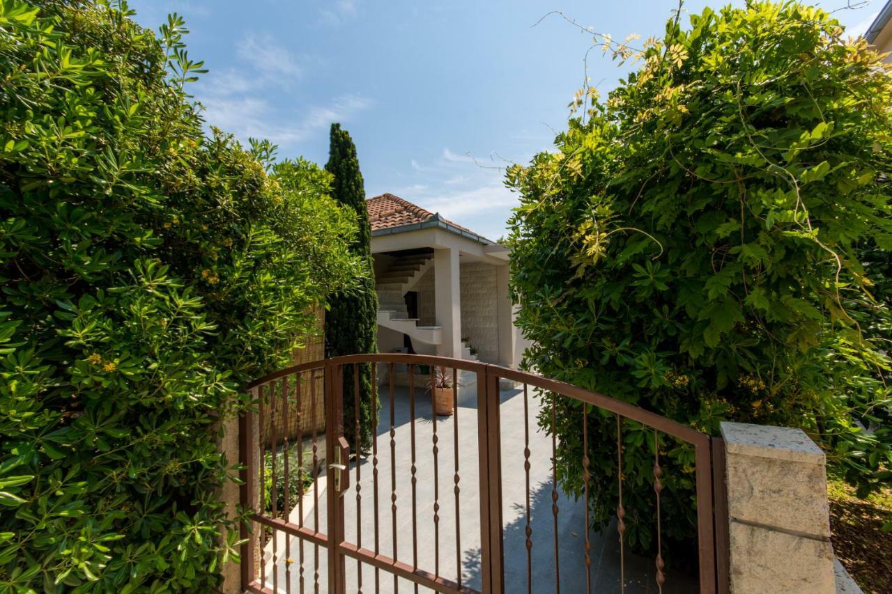 Holiday home Ruzmarin Trogir Dış mekan fotoğraf