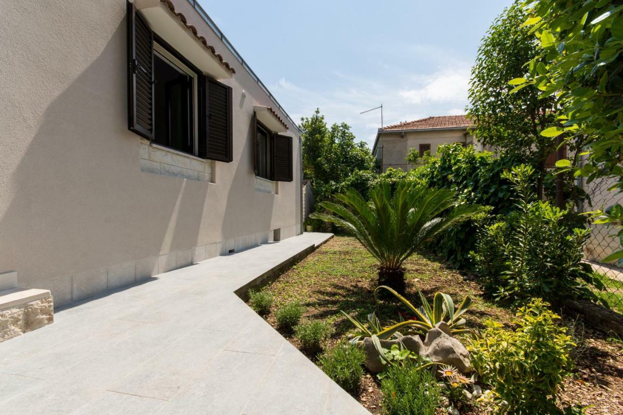 Holiday home Ruzmarin Trogir Dış mekan fotoğraf
